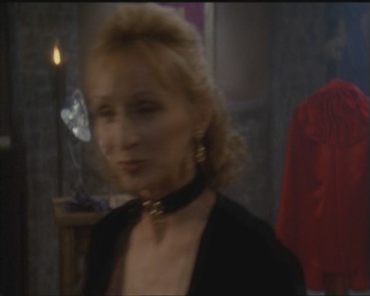 Charmed-Online_dot_net-5x03HappelyEverAfter0195.jpg
