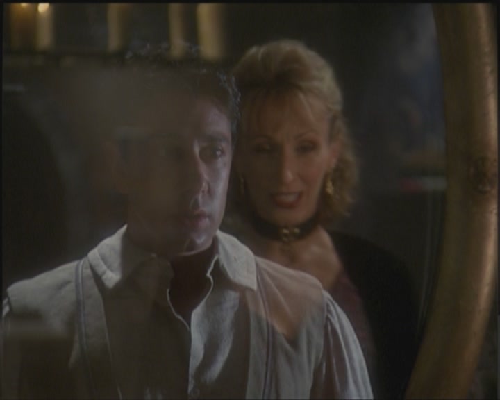 Charmed-Online_dot_net-5x03HappelyEverAfter0197.jpg