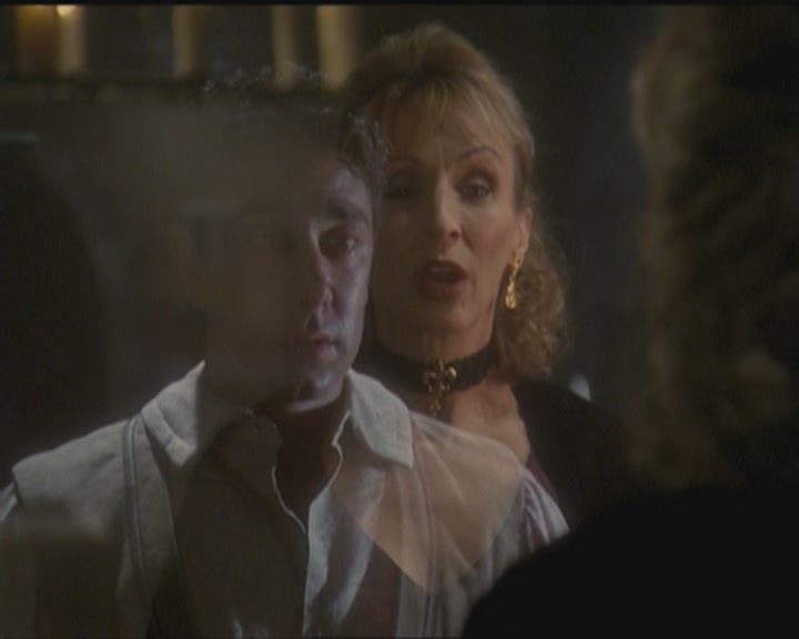 Charmed-Online_dot_net-5x03HappelyEverAfter0199.jpg