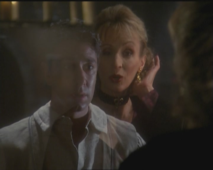 Charmed-Online_dot_net-5x03HappelyEverAfter0203.jpg