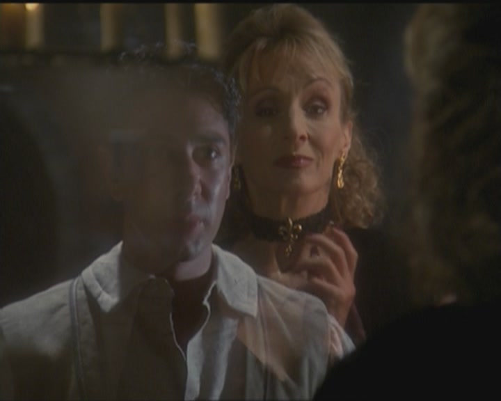Charmed-Online_dot_net-5x03HappelyEverAfter0206.jpg