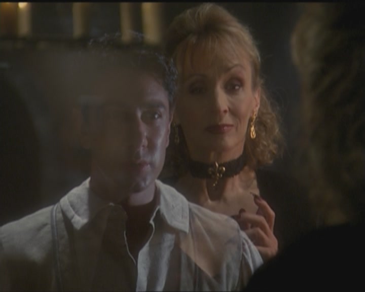 Charmed-Online_dot_net-5x03HappelyEverAfter0207.jpg