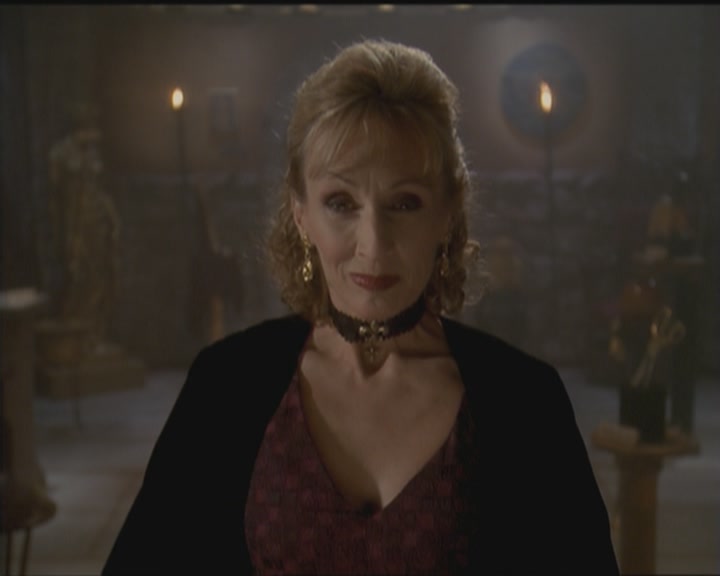Charmed-Online_dot_net-5x03HappelyEverAfter0209.jpg