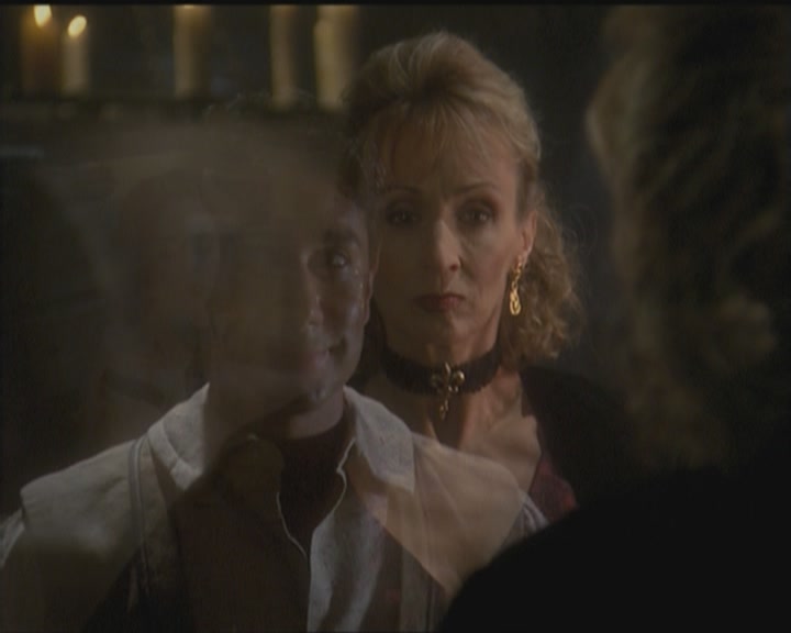 Charmed-Online_dot_net-5x03HappelyEverAfter0222.jpg