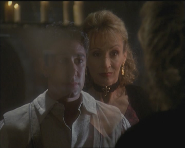 Charmed-Online_dot_net-5x03HappelyEverAfter0226.jpg