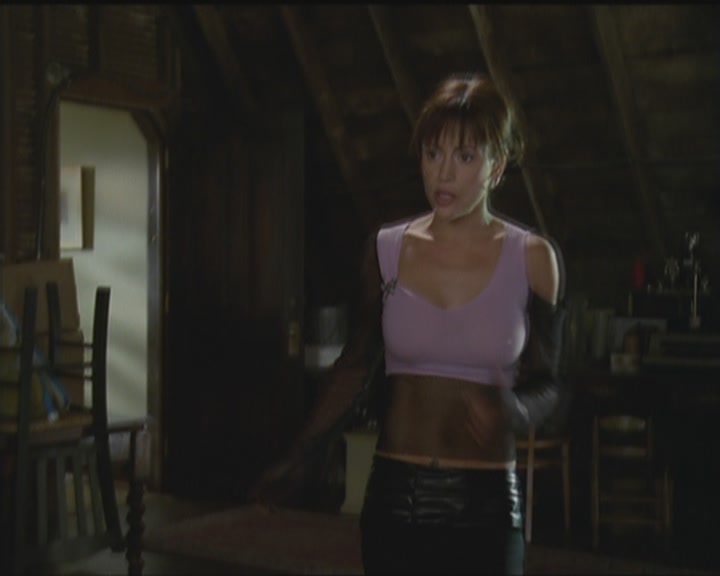 Charmed-Online_dot_net-5x03HappelyEverAfter0328.jpg