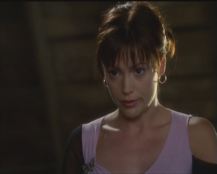 Charmed-Online_dot_net-5x03HappelyEverAfter0349.jpg