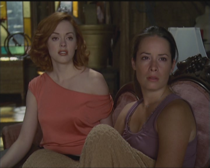 Charmed-Online_dot_net-5x03HappelyEverAfter0350.jpg