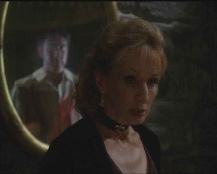 Charmed-Online_dot_net-5x03HappelyEverAfter0388.jpg