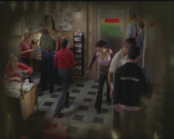 Charmed-Online_dot_net-5x03HappelyEverAfter0447.jpg
