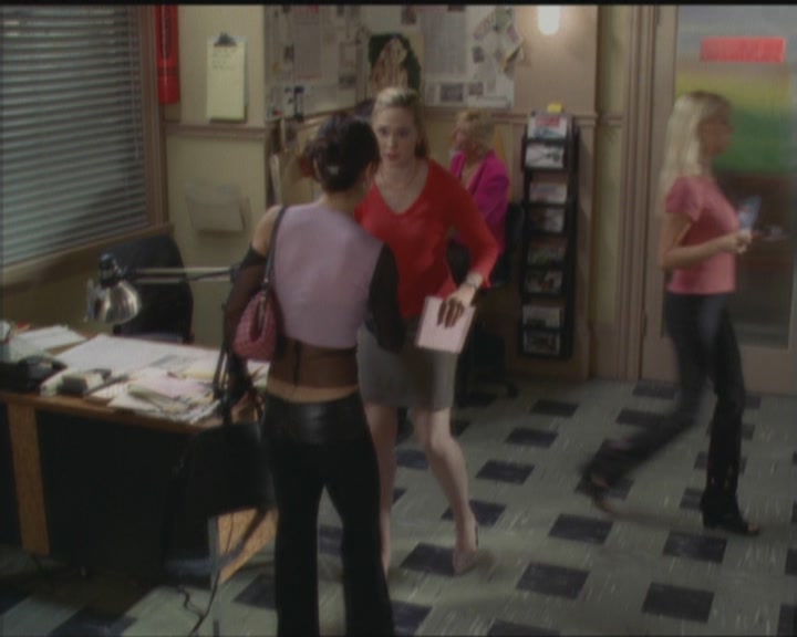 Charmed-Online_dot_net-5x03HappelyEverAfter0449.jpg