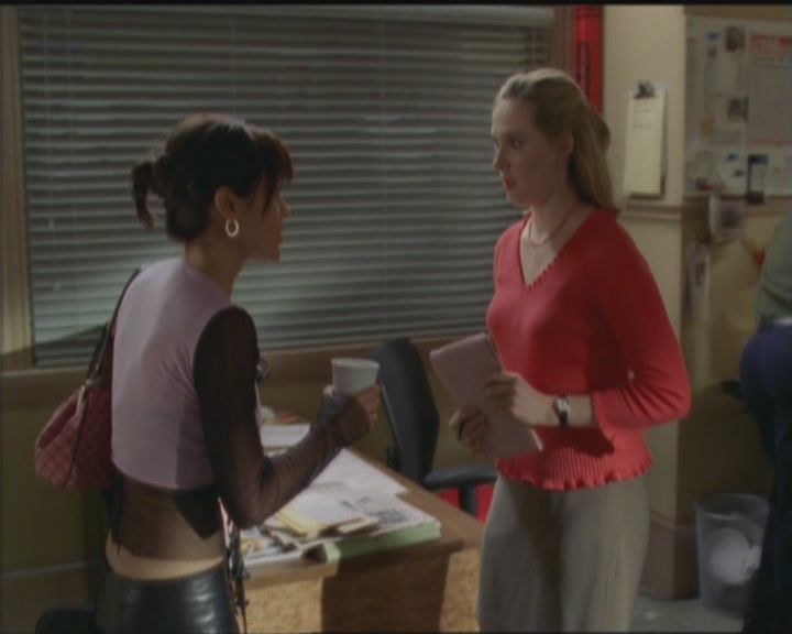 Charmed-Online_dot_net-5x03HappelyEverAfter0453.jpg