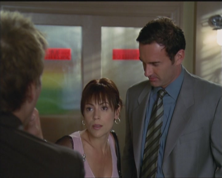 Charmed-Online_dot_net-5x03HappelyEverAfter0508.jpg