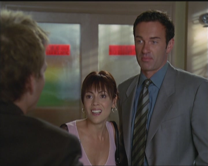 Charmed-Online_dot_net-5x03HappelyEverAfter0512.jpg