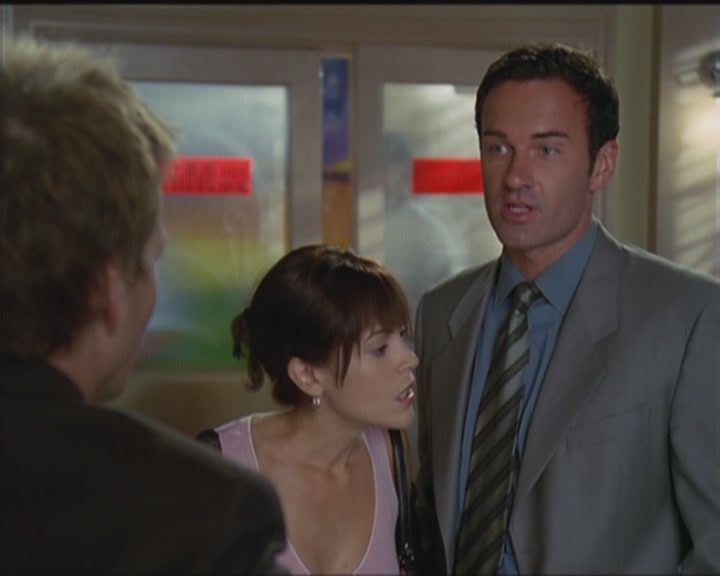 Charmed-Online_dot_net-5x03HappelyEverAfter0518.jpg