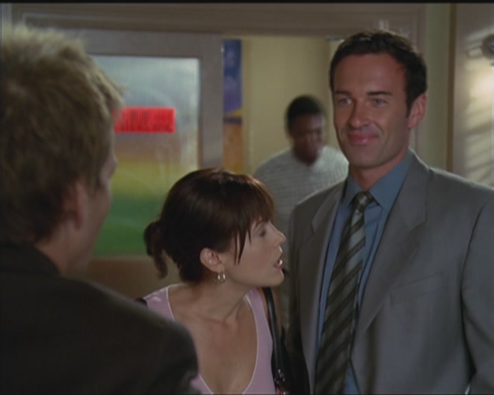 Charmed-Online_dot_net-5x03HappelyEverAfter0519.jpg
