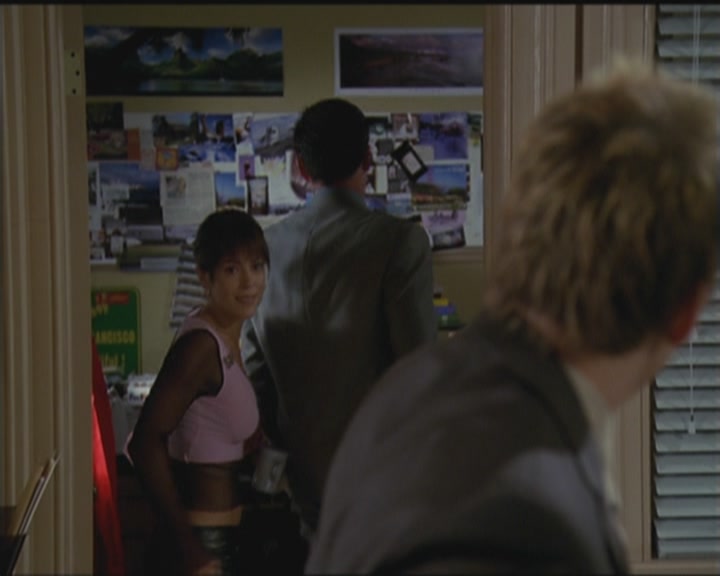 Charmed-Online_dot_net-5x03HappelyEverAfter0530.jpg