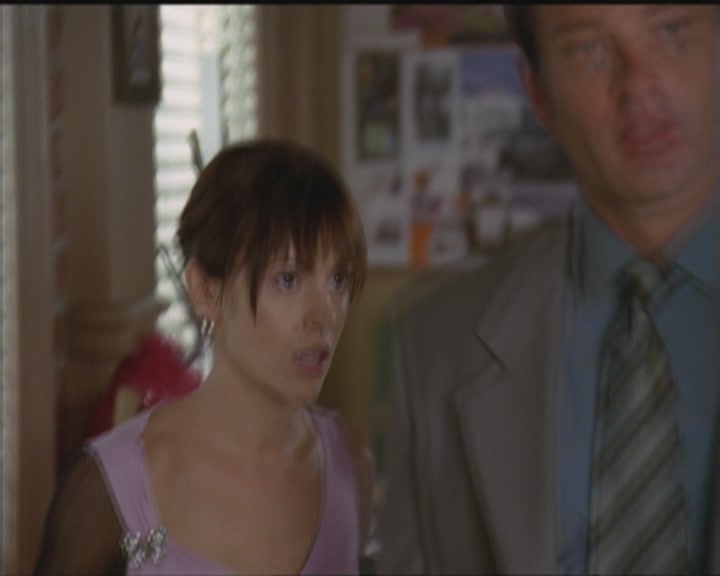 Charmed-Online_dot_net-5x03HappelyEverAfter0559.jpg