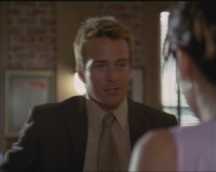 Charmed-Online_dot_net-5x03HappelyEverAfter0570.jpg