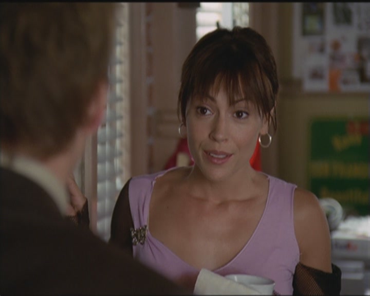 Charmed-Online_dot_net-5x03HappelyEverAfter0574.jpg