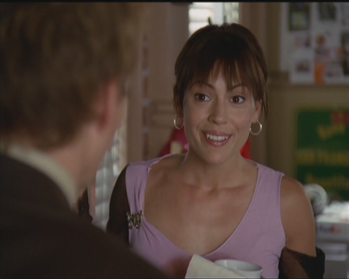 Charmed-Online_dot_net-5x03HappelyEverAfter0579.jpg