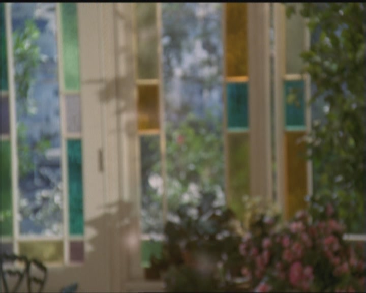 Charmed-Online_dot_net-5x03HappelyEverAfter0647.jpg