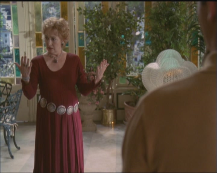 Charmed-Online_dot_net-5x03HappelyEverAfter0661.jpg