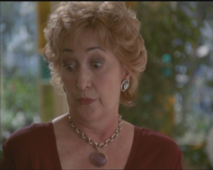 Charmed-Online_dot_net-5x03HappelyEverAfter0703.jpg