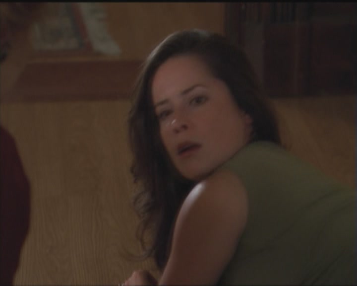 Charmed-Online_dot_net-5x03HappelyEverAfter0788.jpg