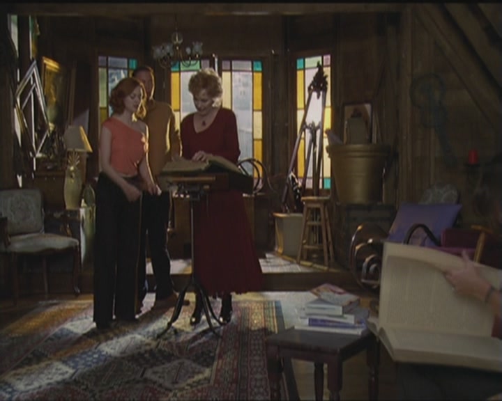 Charmed-Online_dot_net-5x03HappelyEverAfter0831.jpg