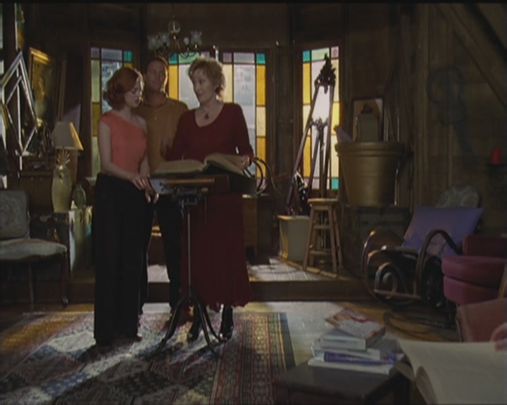Charmed-Online_dot_net-5x03HappelyEverAfter0833.jpg