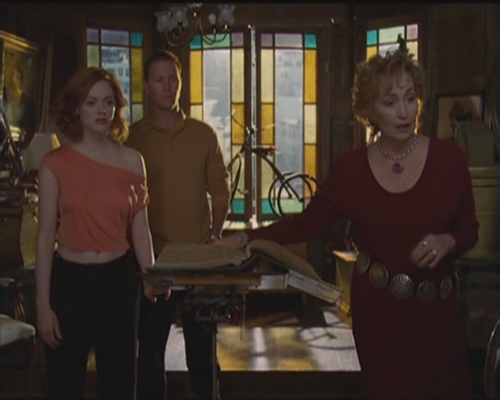 Charmed-Online_dot_net-5x03HappelyEverAfter0844.jpg