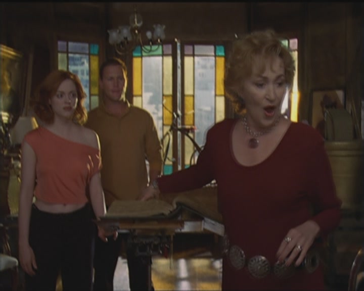 Charmed-Online_dot_net-5x03HappelyEverAfter0845.jpg