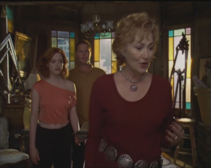 Charmed-Online_dot_net-5x03HappelyEverAfter0846.jpg