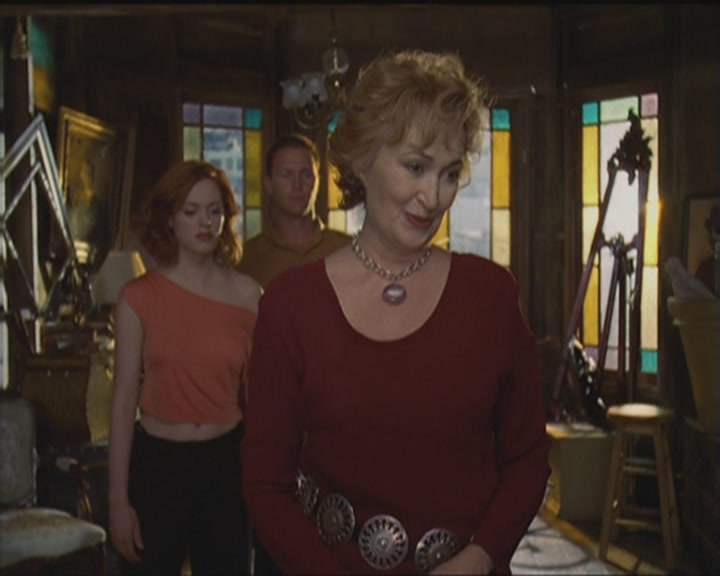 Charmed-Online_dot_net-5x03HappelyEverAfter0850.jpg