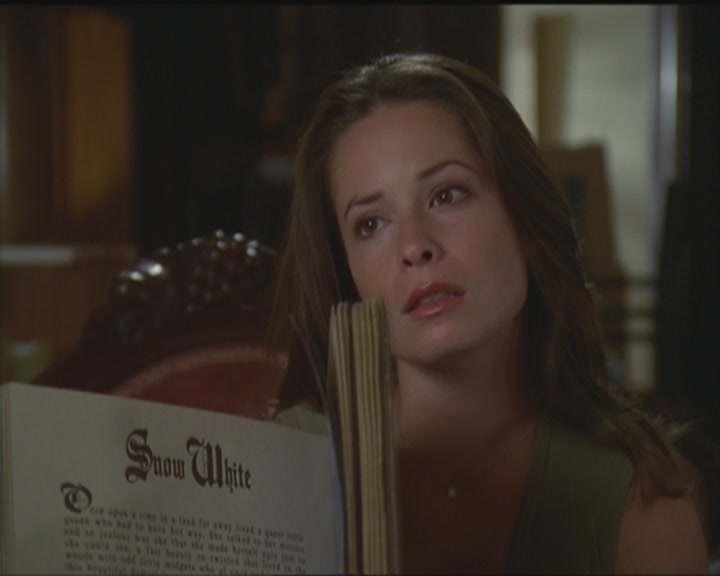 Charmed-Online_dot_net-5x03HappelyEverAfter0859.jpg