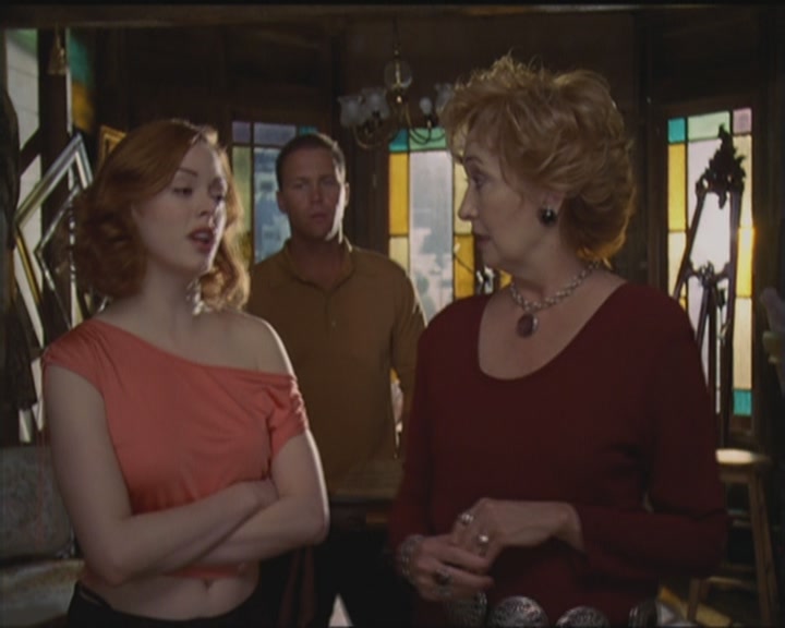 Charmed-Online_dot_net-5x03HappelyEverAfter0861.jpg