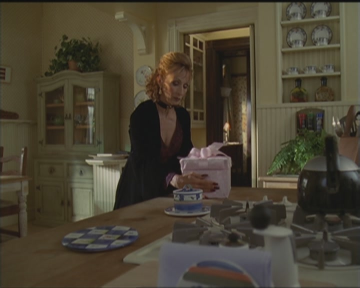 Charmed-Online_dot_net-5x03HappelyEverAfter0879.jpg
