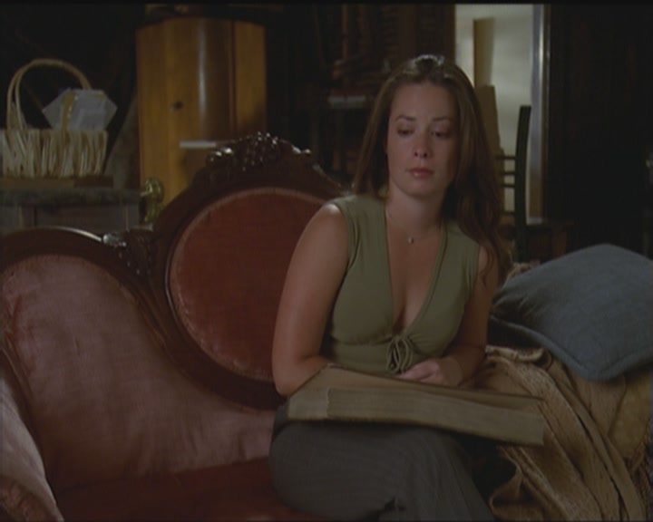 Charmed-Online_dot_net-5x03HappelyEverAfter0905.jpg