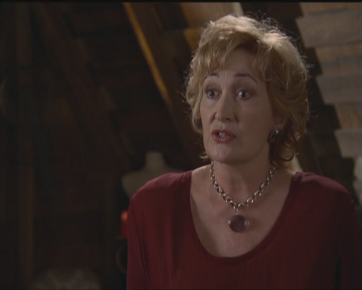 Charmed-Online_dot_net-5x03HappelyEverAfter0907.jpg