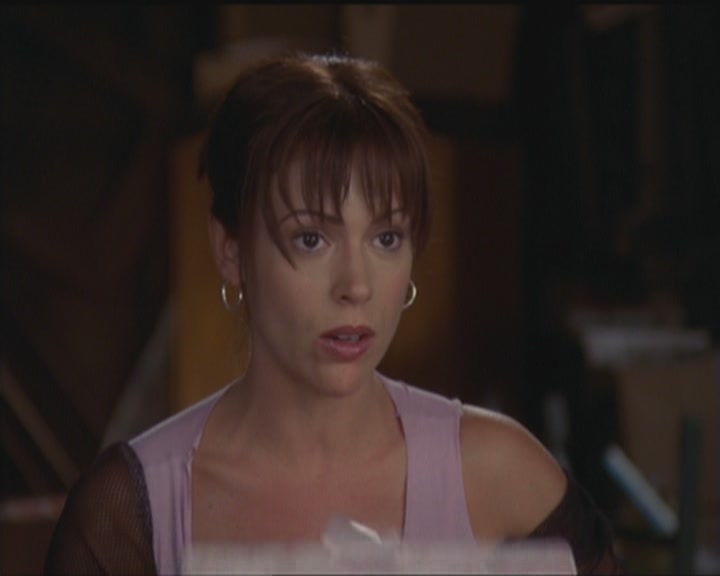 Charmed-Online_dot_net-5x03HappelyEverAfter0950.jpg