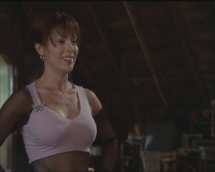Charmed-Online_dot_net-5x03HappelyEverAfter1006.jpg