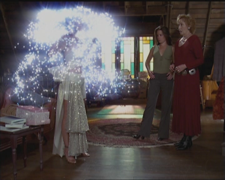 Charmed-Online_dot_net-5x03HappelyEverAfter1013.jpg Charmed-Online_dot_net-5x03HappelyEverAfter1013.jpg
