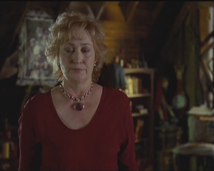 Charmed-Online_dot_net-5x03HappelyEverAfter1043.jpg