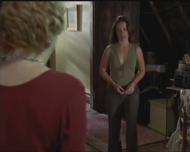 Charmed-Online_dot_net-5x03HappelyEverAfter1050.jpg