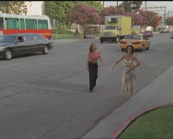 Charmed-Online_dot_net-5x03HappelyEverAfter1110.jpg