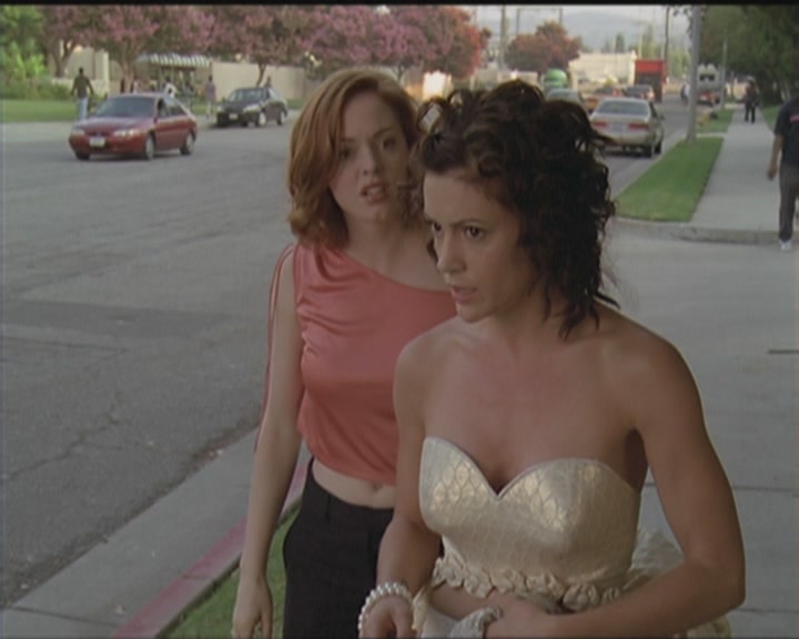 Charmed-Online_dot_net-5x03HappelyEverAfter1121.jpg