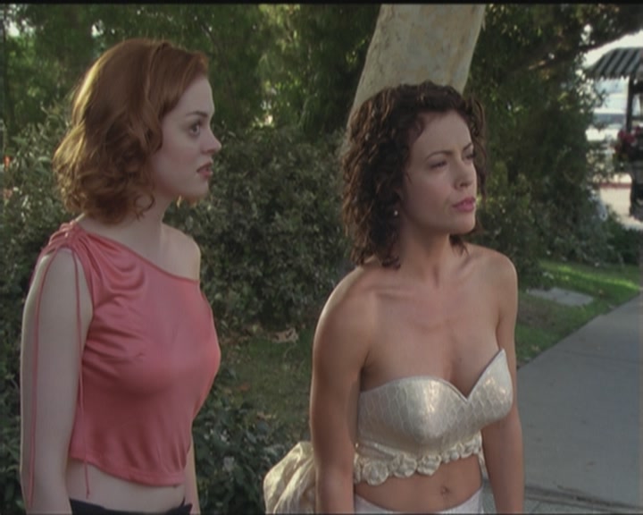 Charmed-Online_dot_net-5x03HappelyEverAfter1142.jpg