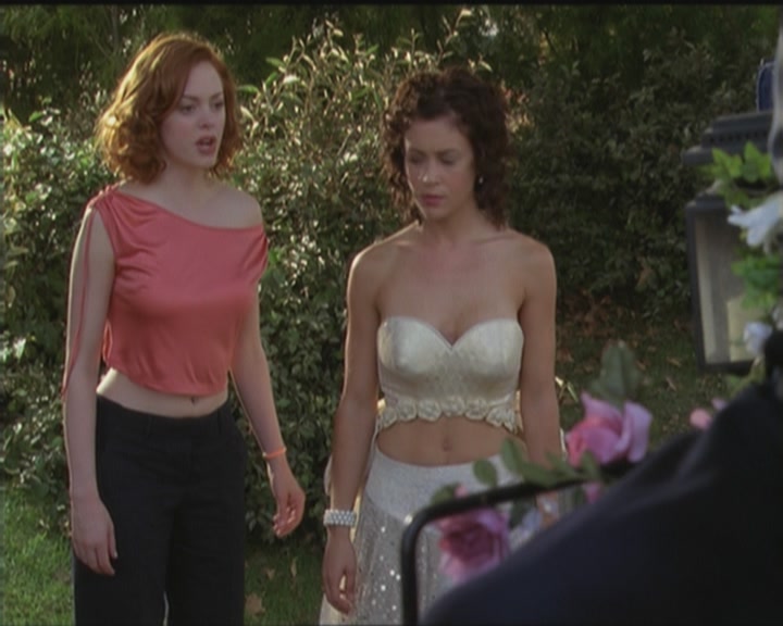 Charmed-Online_dot_net-5x03HappelyEverAfter1149.jpg
