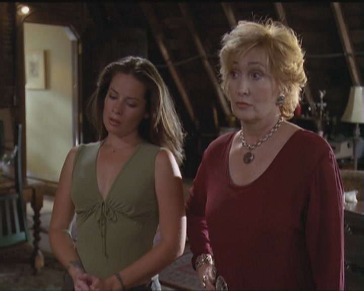 Charmed-Online_dot_net-5x03HappelyEverAfter1189.jpg
